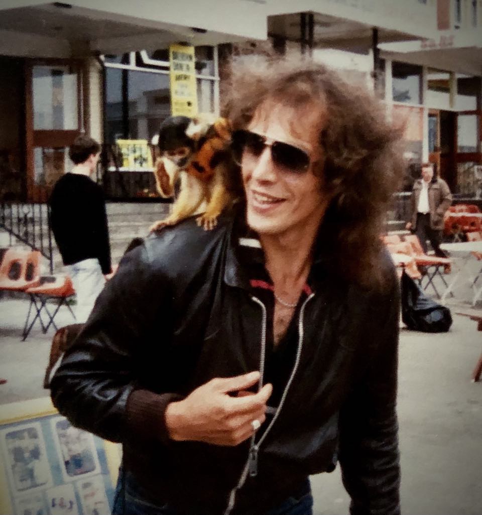 Pini In 83